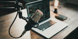 Podcast, Microphone in front of laptop